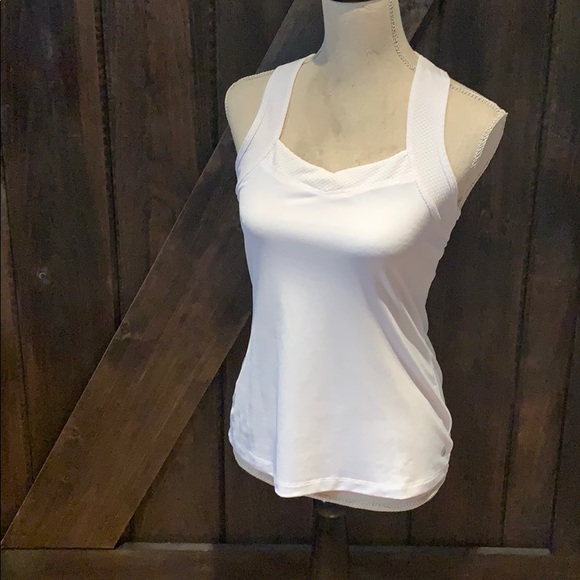 Lija tennis top